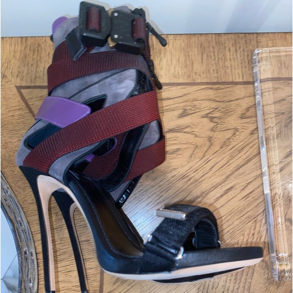 @@@@@Sold@@@@@Dsquared2 Strappy Sandal - Picture 2 of 5